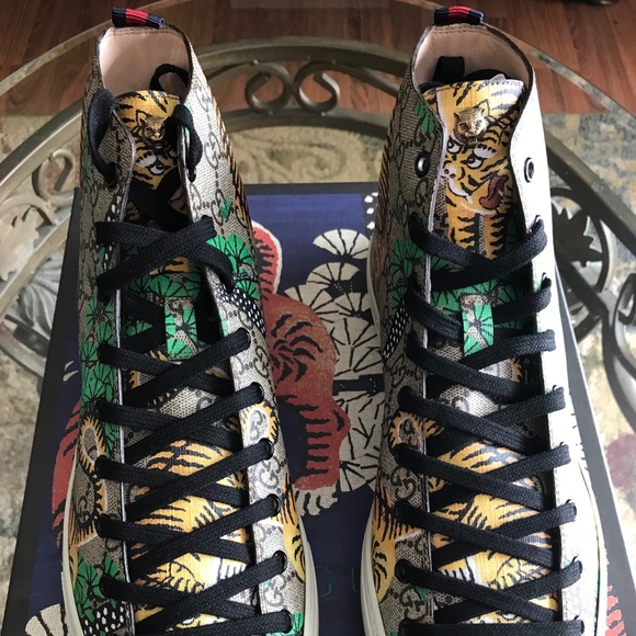 gucci leather high top tiger